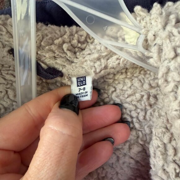 Boy's UNIQLO 7/8 - Picture 3 of 4